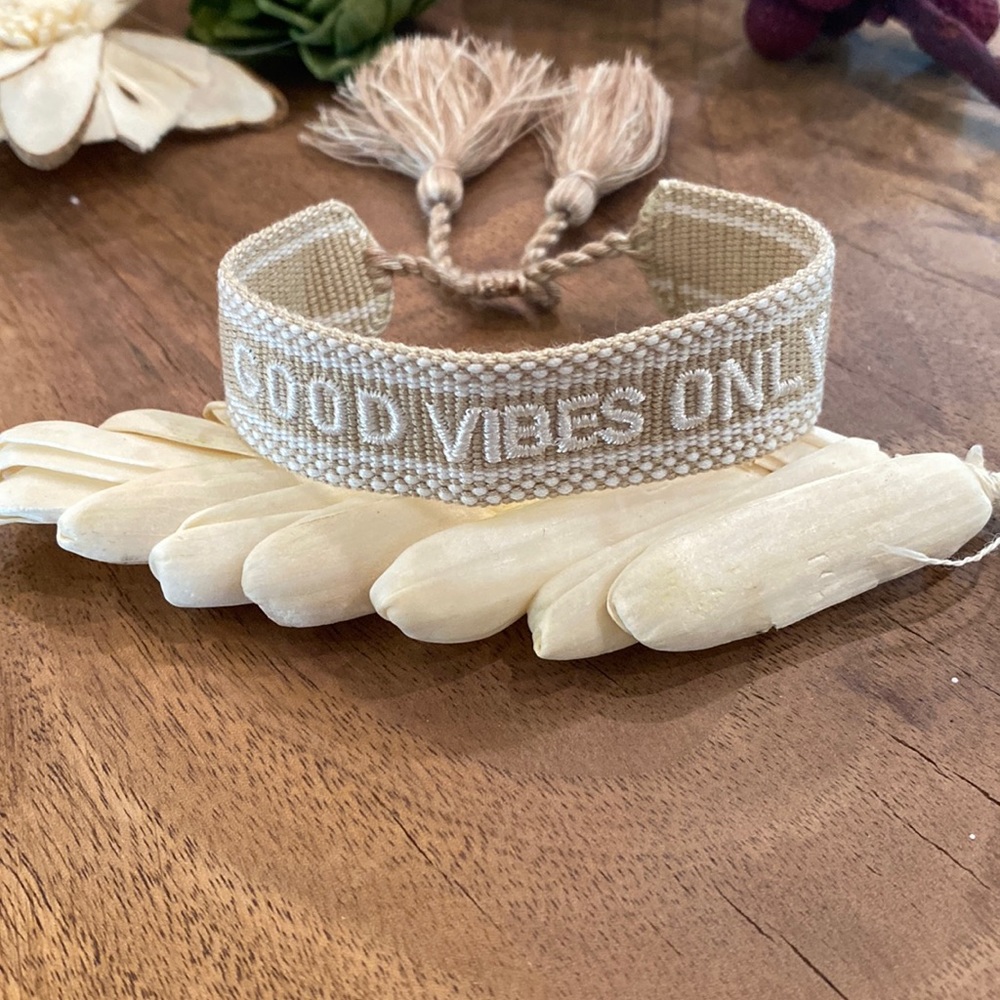 Good Vibes Only Graphic Bracelet